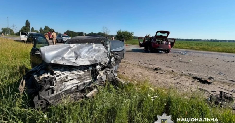 Автотроща в Бориспольской области - из-за неудавшегося обгона погибли пять человек