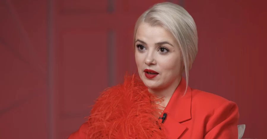 «Знову потрібна біопсія»: Міка Ньютон, яка поборола рак, розповіла про стан свого здоров'я