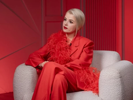 «Знову потрібна біопсія»: Міка Ньютон, яка поборола рак, розповіла про стан свого здоров'я