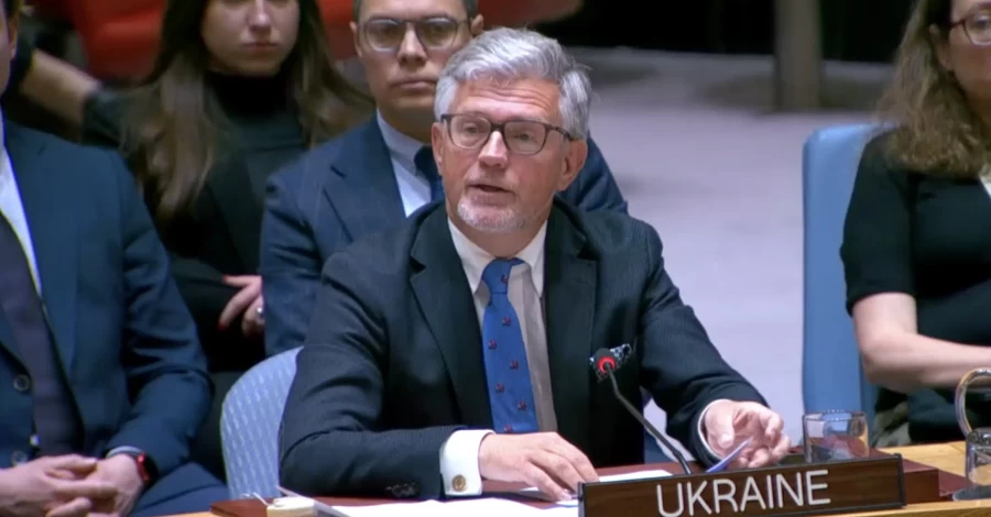Представник України в ООН перетнув кордон пішки через відсутність квитків із Польщі