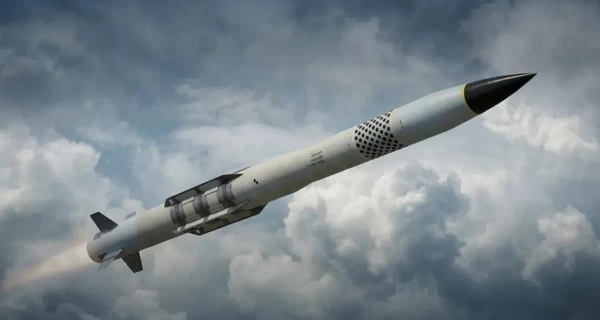 Польща розсекретить допомогу Україні через заяви про таємну передачу ракет до Patriot