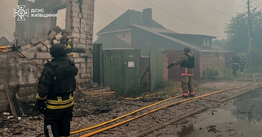 Жертвами російської атаки на Київщині стали 3 особи, ще 15 - поранено