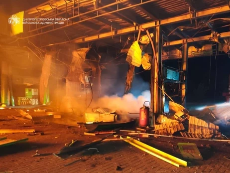 У Кривому Розі після атаки РФ почалася велика пожежа, а на Сумщині загинули двоє людей