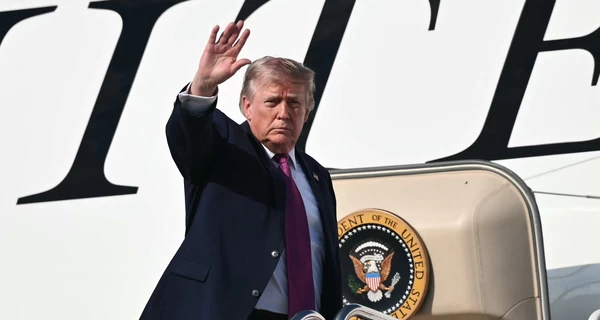 ФИФА отменила красную карточку американскому футболисту после личной просьбы Трампа