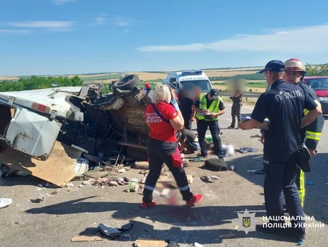 Поліція затримала водія вантажівки, причетного до смертельної ДТП на трасі Київ - Одеса