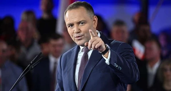 Навроцький у річницю Волинської трагедії говорив про примирення, але закликав заборонити червоно-чорні прапори 