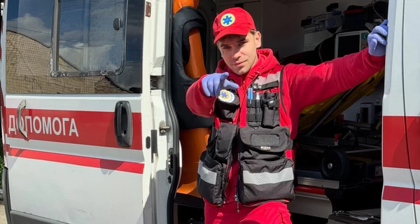 За ваше здоров’я відповідаєте ви самі: як парамедик і блогер Єн вчить рятувати життя гумором