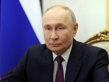 Путин признал проблемы с бензином в РФ и пообещал Украине мощные удары возмездия 