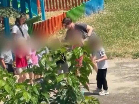 В Кривом Роге отстранили воспитательницу, видео с которой распространили в соцсетях