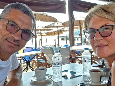 Жена пассажира Ryanair, которого чуть не засосало в иллюминатор, рассказала о пережитом