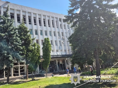 Росіяни вдарили КАБами по Сумській громаді - є загиблі та поранені