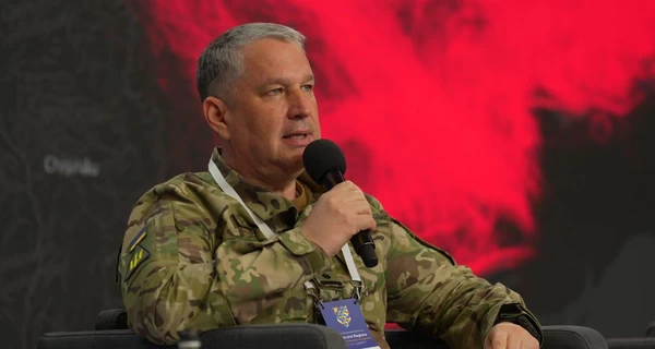 Через звільнення Федорова у відставку подав заступник командувача ПС ЗСУ Павло Єлізаров 