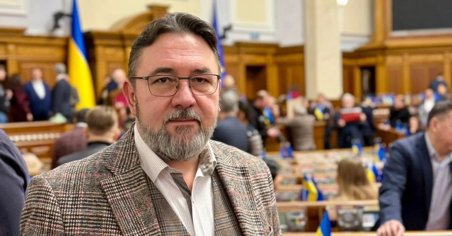 “Слуга народу” Потураєв у Раді заявив про складання мандата у день зміни уряду