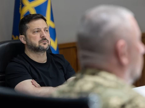 Зеленский опять поговорил с военными командирами 