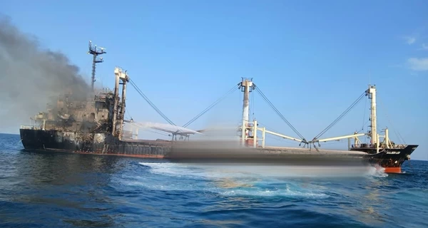 Россия ракетами атаковала иностранное судно с кукурузой вблизи Одессы — погибли пять человек