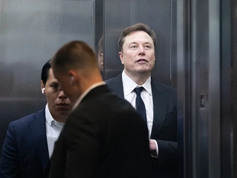 Маск вважає, що вже у 2026 році ШІ позбавить програмістів роботи. Сам ШІ не згоден