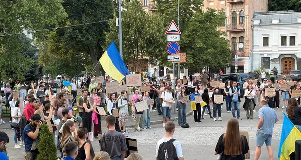 В Україні восьмий день тривають акції за повернення Федорова
