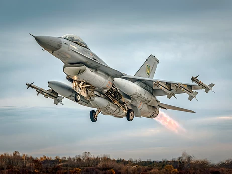 Румынский истребитель F-16 сбил дрон в своем воздушном пространстве 
