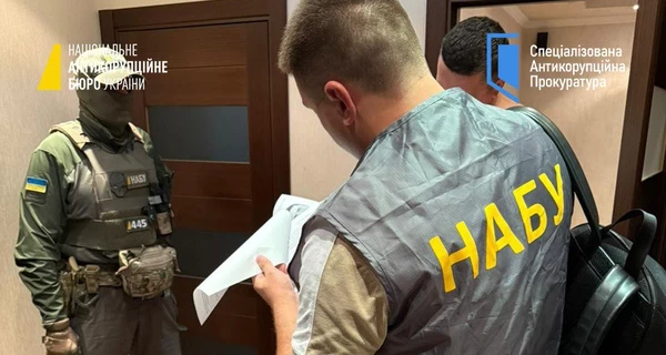 Колишнього держсекретаря МЗС підозрюють у розкраданні пожертв, зібраних на початку війни