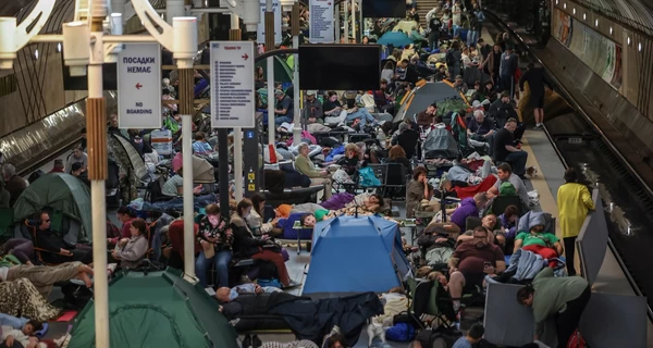 В киевском метро ночью прятались 56 тысяч человек – в метрополитене опровергли информацию об ограничении доступа