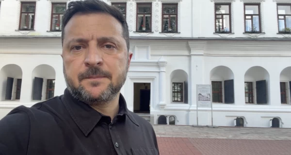 Россия убила целую семью в Радушном ракетой КНДР, - Зеленский 