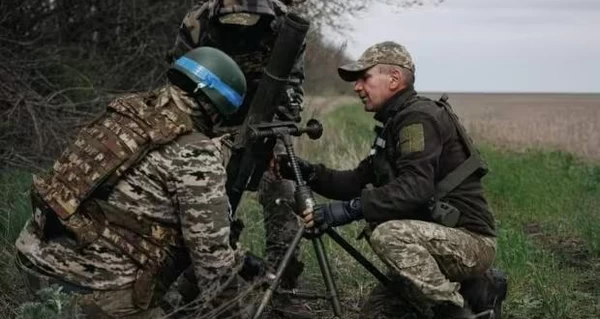 В армии - до пенсии. Почему в Украине не снижают предельный возраст мобилизации