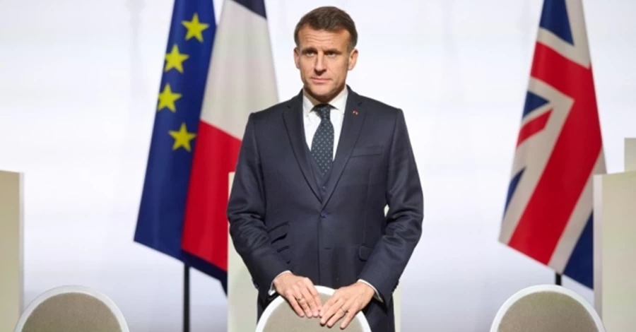 Макрон українською подякував рятувальникам ДСНС, які поїхали до Франції допомагати гасити лісові пожежі