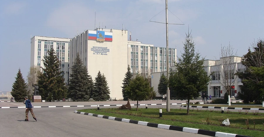 В Белгороде после ночной атаки горел университет, в котором разрабатывали и испытывали БпЛА 