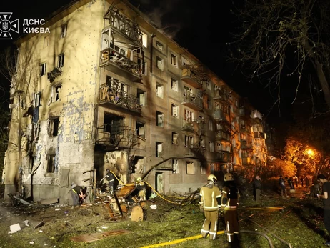 В Києві внаслідок удару балістикою загинуло 9 людей, десятки постраждали