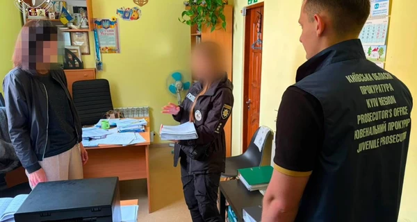 Убийство 17-летней девушки в Киевской области - две работницы соцслужб получили подозрения