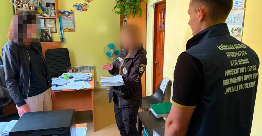 Убийство 17-летней девушки в Киевской области - две работницы соцслужб получили подозрения
