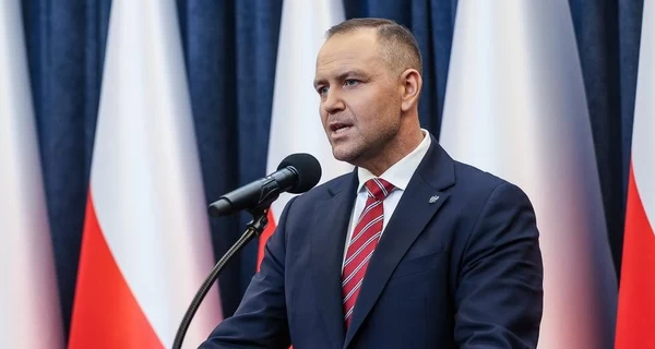 Навроцкий в годовщину своего президентства пообещал поддерживать Украину в борьбе с РФ
