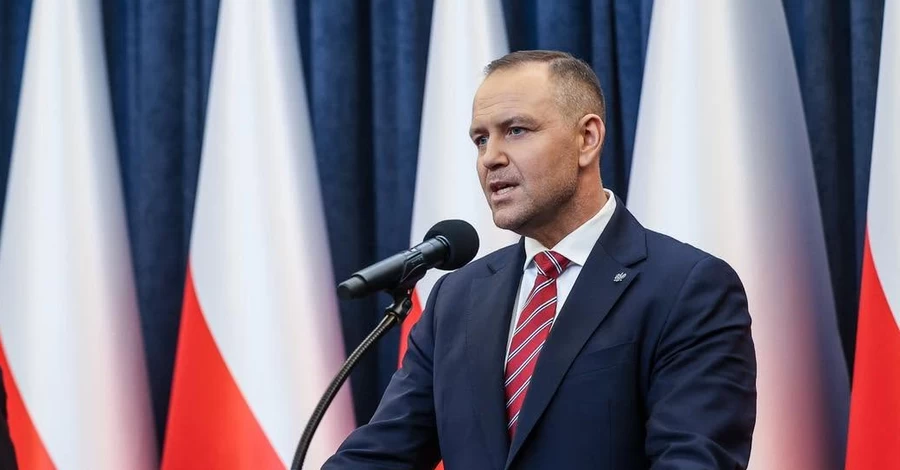 Навроцкий в годовщину своего президентства пообещал поддерживать Украину в борьбе с РФ