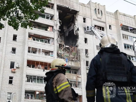  В Харькове число пострадавших от удара РФ возросло до 37, под завалами ищут людей 