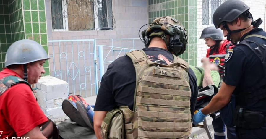 В Одесской области во время повторного обстрела был атакован автобус, полный детей