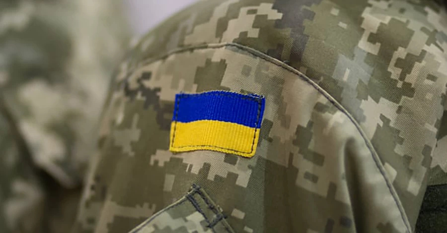 Битва петицій: багатодітних, бездітних, акторів, відставників - кого пропонують мобілізувати