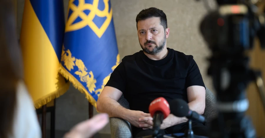  Зеленский поручил правительству проверить доступность школ и больниц для всех украинцев 