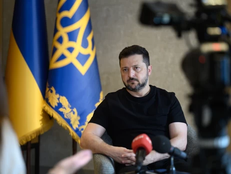  Зеленский поручил правительству проверить доступность школ и больниц для всех украинцев 