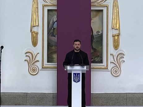 Зеленский анонсировал законопроект о национальных святынях в день 975-летия Лавры