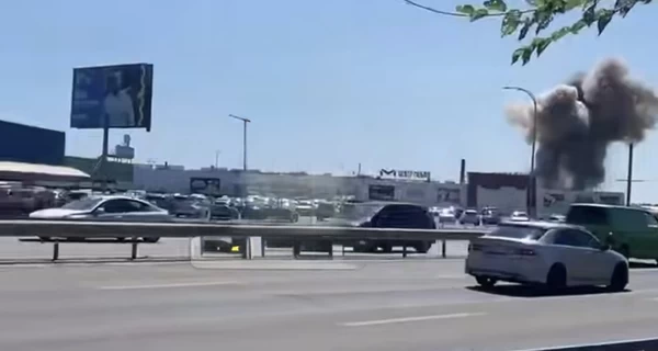В Одессе дрон попал в «Новую почту», расположенную в «Эпицентре»: четверо пострадавших