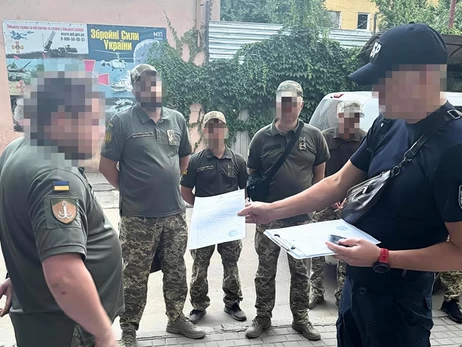 В Одессе всем десяти военнослужащим Киевского ТЦК объявили подозрение