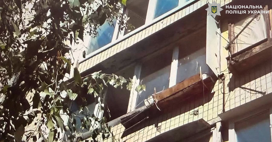 У Києві жінка викинула з четвертого поверху собаку, який належав власнику квартири