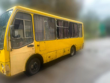 Росіяни вдарили по маршрутці в Херсоні - є загиблі та поранені