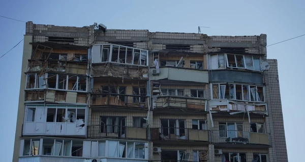 В Киеве пятницу объявили днем траура по жертвам российской ракетной атаки