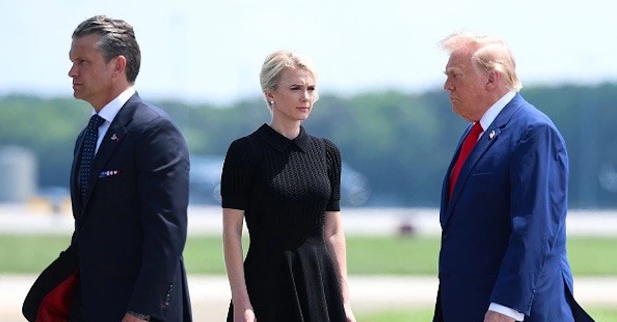 Она всегда рядом с Трампом: кто такая Натали Харп — новая фаворитка президента США