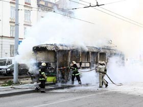 Во Львове дотла сгорел трамвай 
