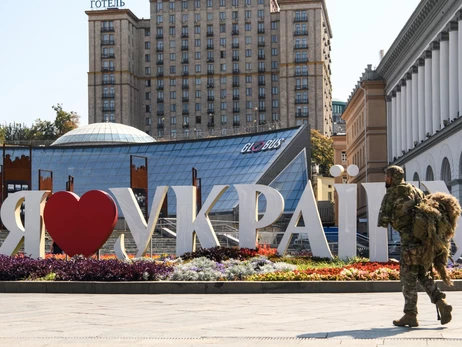 Блекаути, дефіцит ракет та утримання Донбасу: чи готова Україна до головних викликів осені