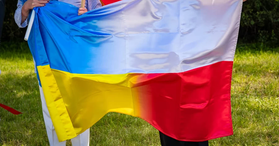 В польском Вроцлаве приняли резолюцию против насилия в отношении украинцев 