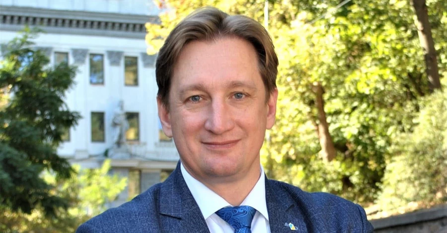 Зарплати освітян зростуть на 20% вже з 1 вересня