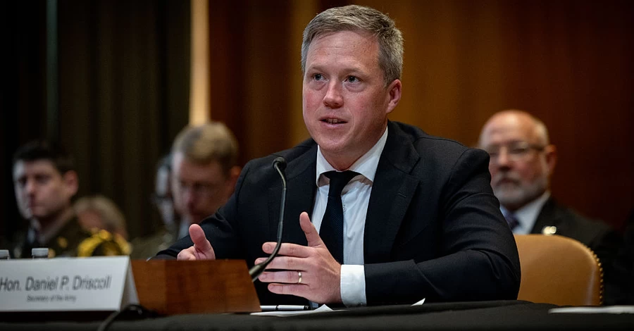 Міністр армії США подав у відставку через розбіжності із Гегсетом, - ЗМІ